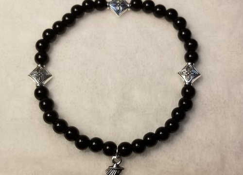 Black Bracelet Lady (1)